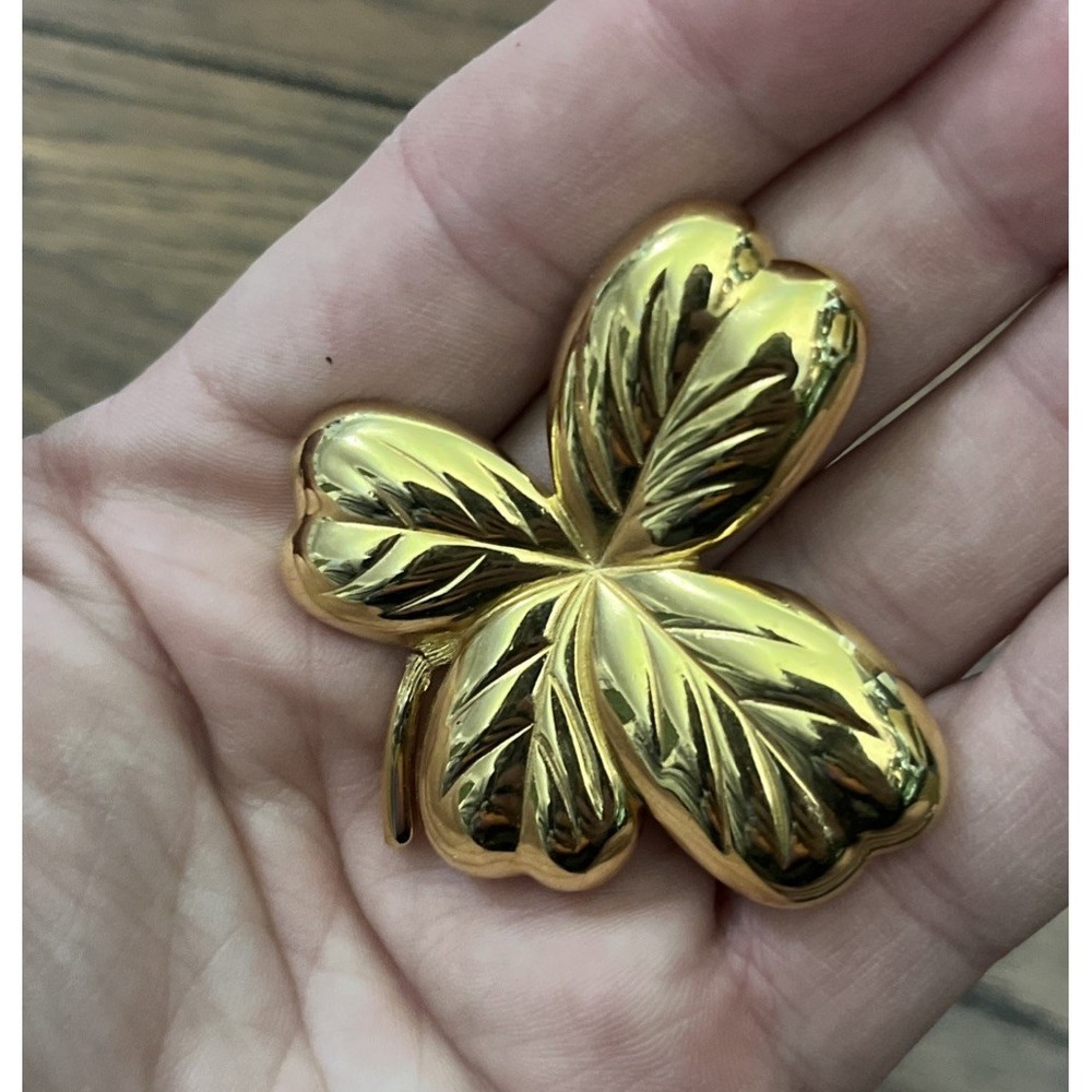 Vintage Monet Gold Tone Four Leaf Clover Brooch